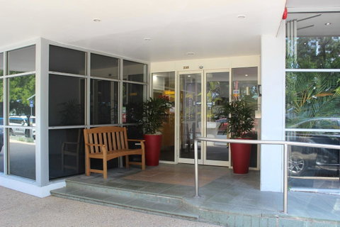Madison Tower Mill Hotel - Accommodation Brunswick Heads 1