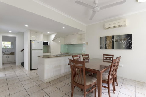 Tropical Nites Holiday Townhouses - Accommodation Brunswick Heads 26