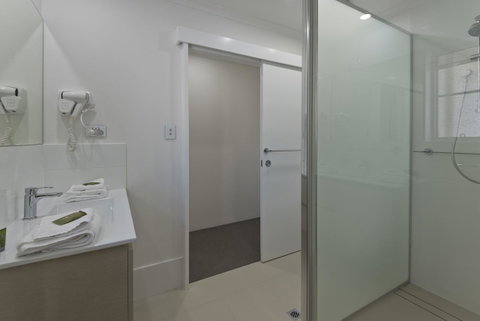 Tropical Nites Holiday Townhouses - Accommodation Brunswick Heads 17