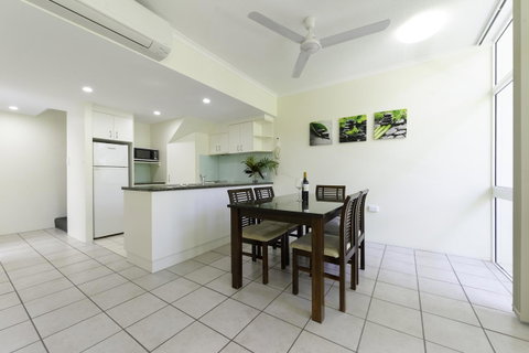 Tropical Nites Holiday Townhouses - Accommodation Brunswick Heads 14