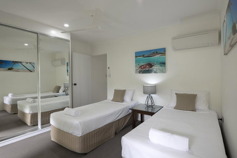 Tropical Nites Holiday Townhouses - Accommodation Brunswick Heads 12