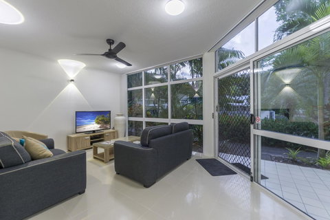 Tropical Nites Holiday Townhouses - Accommodation Brunswick Heads 18