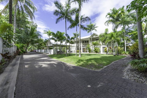 Tropical Nites Holiday Townhouses - Accommodation Brunswick Heads 5