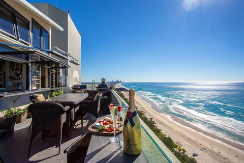 Burleigh Esplanade Apartments - Accommodation Brunswick Heads 10