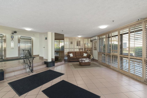 Burleigh Esplanade Apartments - Accommodation Brunswick Heads 31