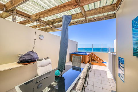 On The Beach Resort Bribie Island - Accommodation Brunswick Heads 22