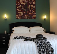 Whale Inn  Restaurant - Accommodation Brunswick Heads