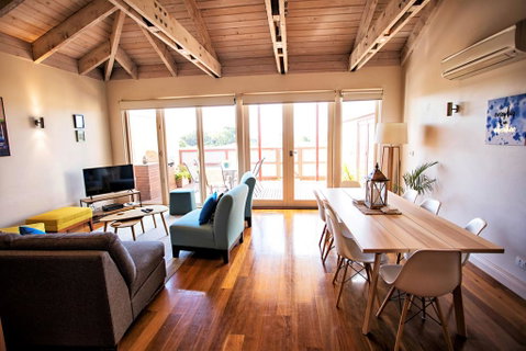 WHARF COTTAGE - Accommodation Brunswick Heads 0