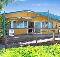 Wheelchair Friendly with water views - Welsby Pde Bongaree - Accommodation Brunswick Heads
