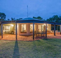 Yallingup Pet Friendly Bush Retreat - Accommodation Brunswick Heads