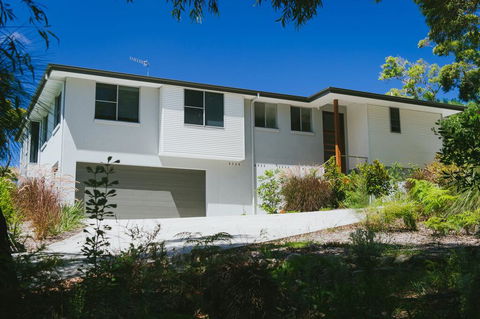 YARINGA - Retreat Style Accomodation With Swimming Pool - Accommodation Brunswick Heads 1