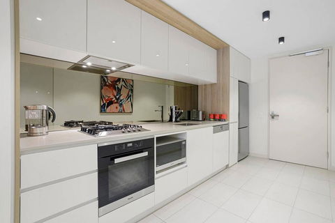 YARRA - YARRA Toorak Rd & Chapel St. Pool, Gym & Parking - Accommodation Brunswick Heads 3