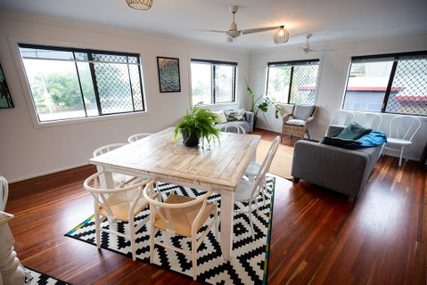 Yeppoon Beachhouse - Accommodation Brunswick Heads 2
