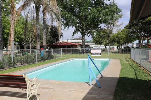 Young Caravan Park - Accommodation Brunswick Heads 0