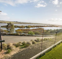 Serenity and sweeping Murray River views - Accommodation Brunswick Heads