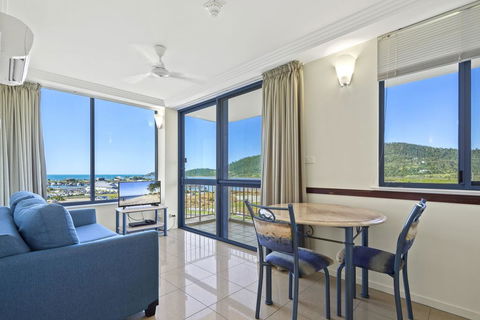AirliediseNO Hills5min Walk 2 Port Of Airlie/Ferry TerminalWiFiNetflix - Accommodation Brunswick Heads 0