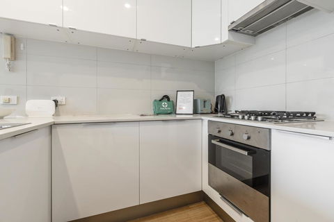Of SouthbankLight Filled ApartmentHUGE Private Terrace With City ViewsParkingPoolGymWiFi - Accommodation Brunswick Heads 1