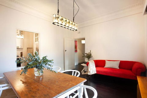 A Touch Of Pink, Bellevue Hill IH - Accommodation Brunswick Heads 4