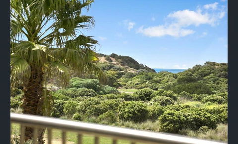 Absolute Beachfront Retreat On The Esplanade - Accommodation Brunswick Heads 2