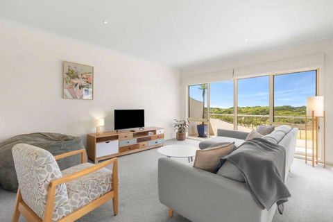 Absolute Beachfront Retreat On The Esplanade - Accommodation Brunswick Heads 0