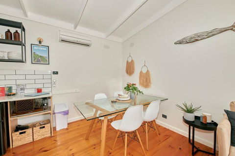 Adorable Beach Shack In The Heart Of Aireys Inlet - Accommodation Brunswick Heads 2