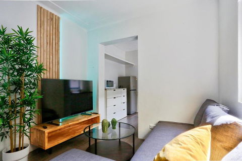 Affordable 2 Bedroom House Surry Hills 2 E-Bikes Included - Accommodation Brunswick Heads 1