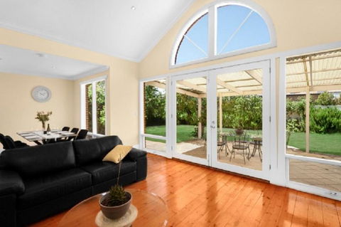 Adelaide Style Accommodation - City To Beach - Free WIFI - Free 3 Car Parking - Great Location - Accommodation Brunswick Heads 0