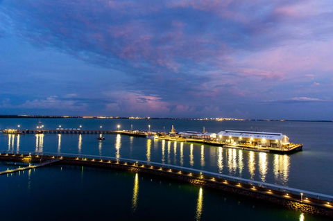 Absolute Waterfront - Tropical Aurora Top Floor Over The Water - Accommodation Brunswick Heads 0