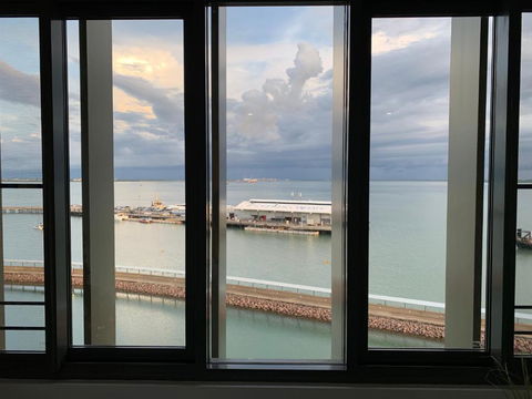 Absolute Waterfront - Tropical Aurora Top Floor Over The Water - Accommodation Brunswick Heads 2