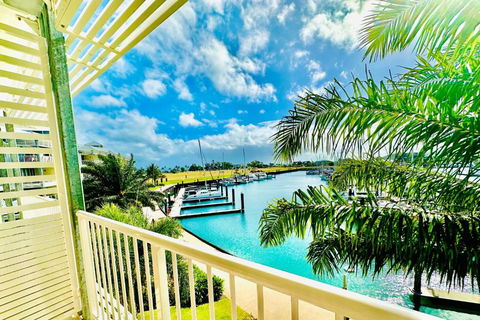Absolute Luxury Marina Lifestyle At The Port Of Airlie Beach - Accommodation Brunswick Heads 2