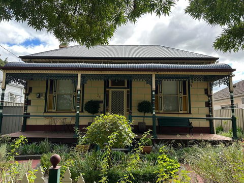 AAA Plus Yapera On Lucan - Accommodation Brunswick Heads 0