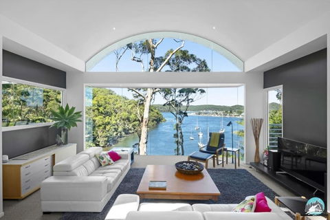 Aircabin - Daleys Point - Waterfront Retreat House - Accommodation Brunswick Heads 2