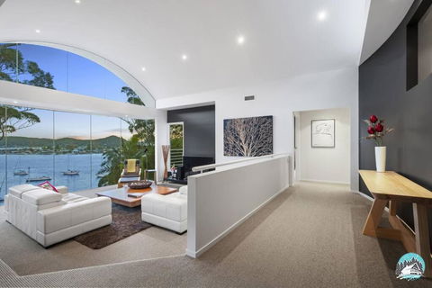 Aircabin - Daleys Point - Waterfront Retreat House - Accommodation Brunswick Heads 4