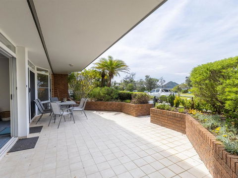 Albacore 1 12 Ondine St Nelson Bay - Accommodation Brunswick Heads 3