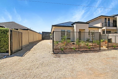 Aldinga Beach Experience - C21 SouthCoast Holidays - Accommodation Brunswick Heads 3