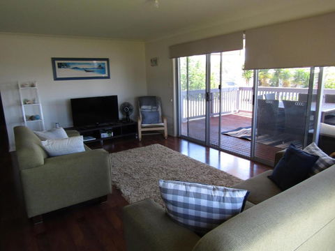 All Decked Out In Turton - Accommodation Brunswick Heads 3