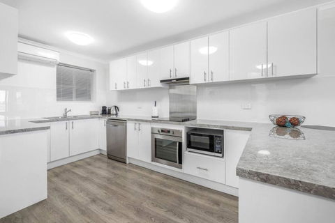 Almonta Apartments On The Water Front - Accommodation Brunswick Heads 2