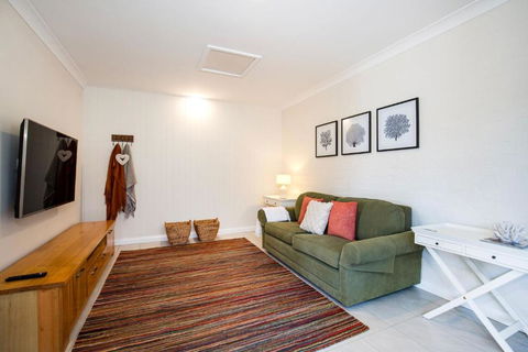 Alkira - Pet Friendly - 4 Mins Walk To Beach - Accommodation Brunswick Heads 4