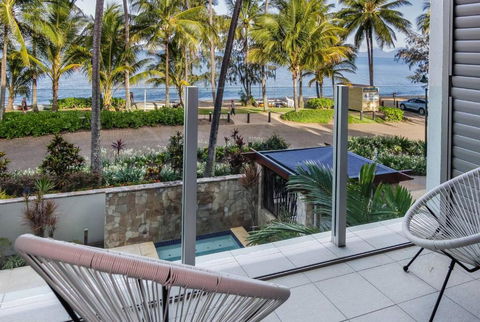 Aqua Aura - Bask In Beachfront Living - Accommodation Brunswick Heads 3