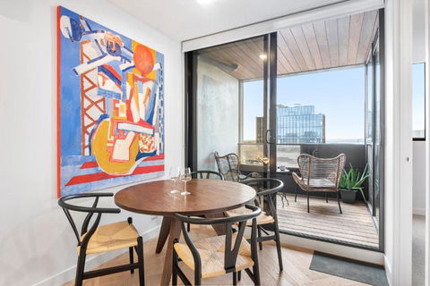 Artistic Urban Getaway Just Off Smith Street! - Accommodation Brunswick Heads 1
