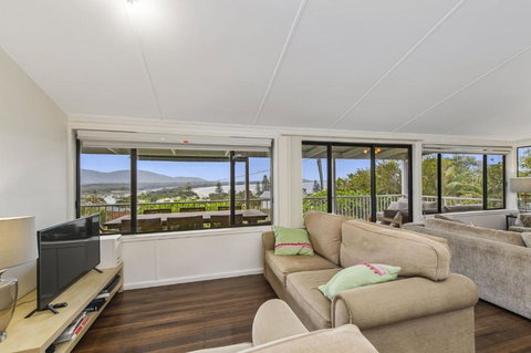 Aurelia, 14 Stewart Street - Accommodation Brunswick Heads 0