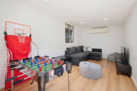 Aurora Grove - A Familly Retreat At Caves Beach - Accommodation Brunswick Heads 2