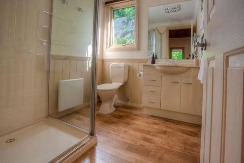 Autumn Abode Cottages - One - Accommodation Brunswick Heads 4