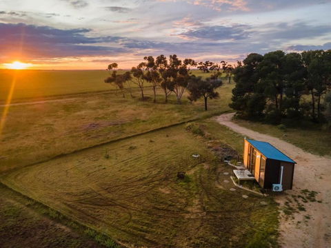 Avondale Heights By Tiny Away - Accommodation Brunswick Heads 2