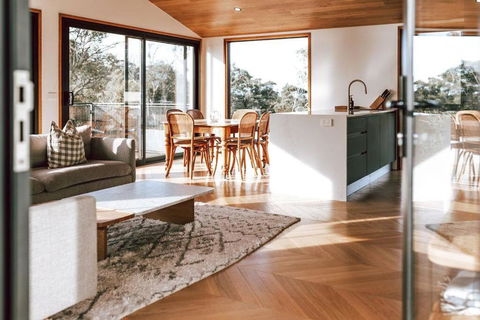B E R T I E - Central Bicheno - Accommodation Brunswick Heads 0