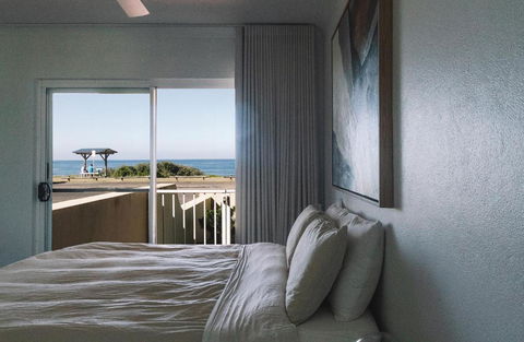 BAY PROPERTIES . Ocean Sounds - Accommodation Brunswick Heads 4