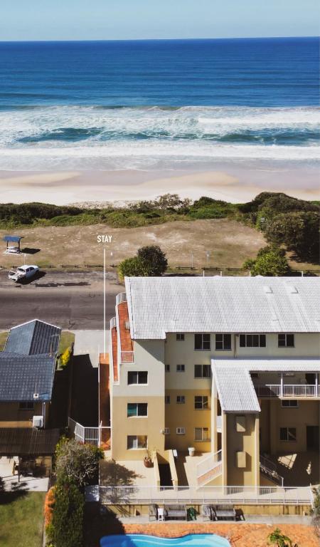 BAY PROPERTIES . Ocean Sounds - Accommodation Brunswick Heads 3