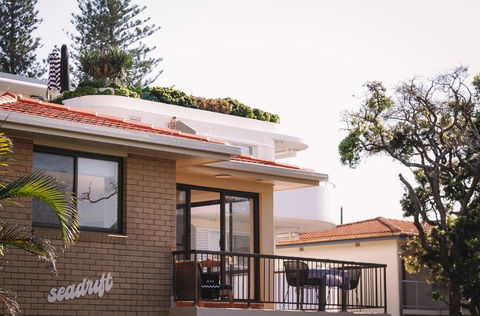 BAY PROPERTIES . Seadrifter - Accommodation Brunswick Heads 3