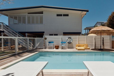 BAY PROPERTIES . The Sailor Shack - Accommodation Brunswick Heads 0