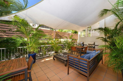 Port Douglas Apartments - Adults Only Oasis - Accommodation Brunswick Heads 4